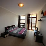 Appartement Menada Crystal Park *