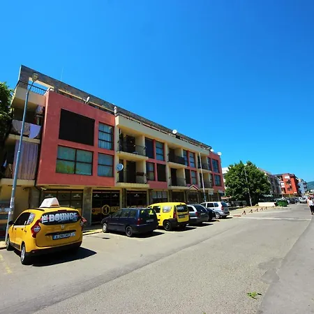 Appartement Menada Crystal Park *