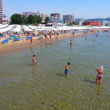 Appartamento Menada Crystal Park *