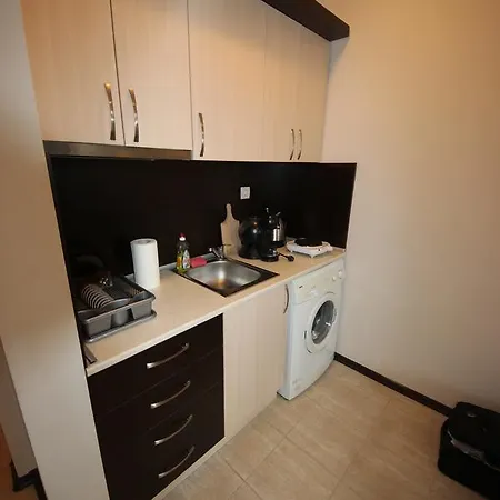 Menada Crystal Park * サニービーチ